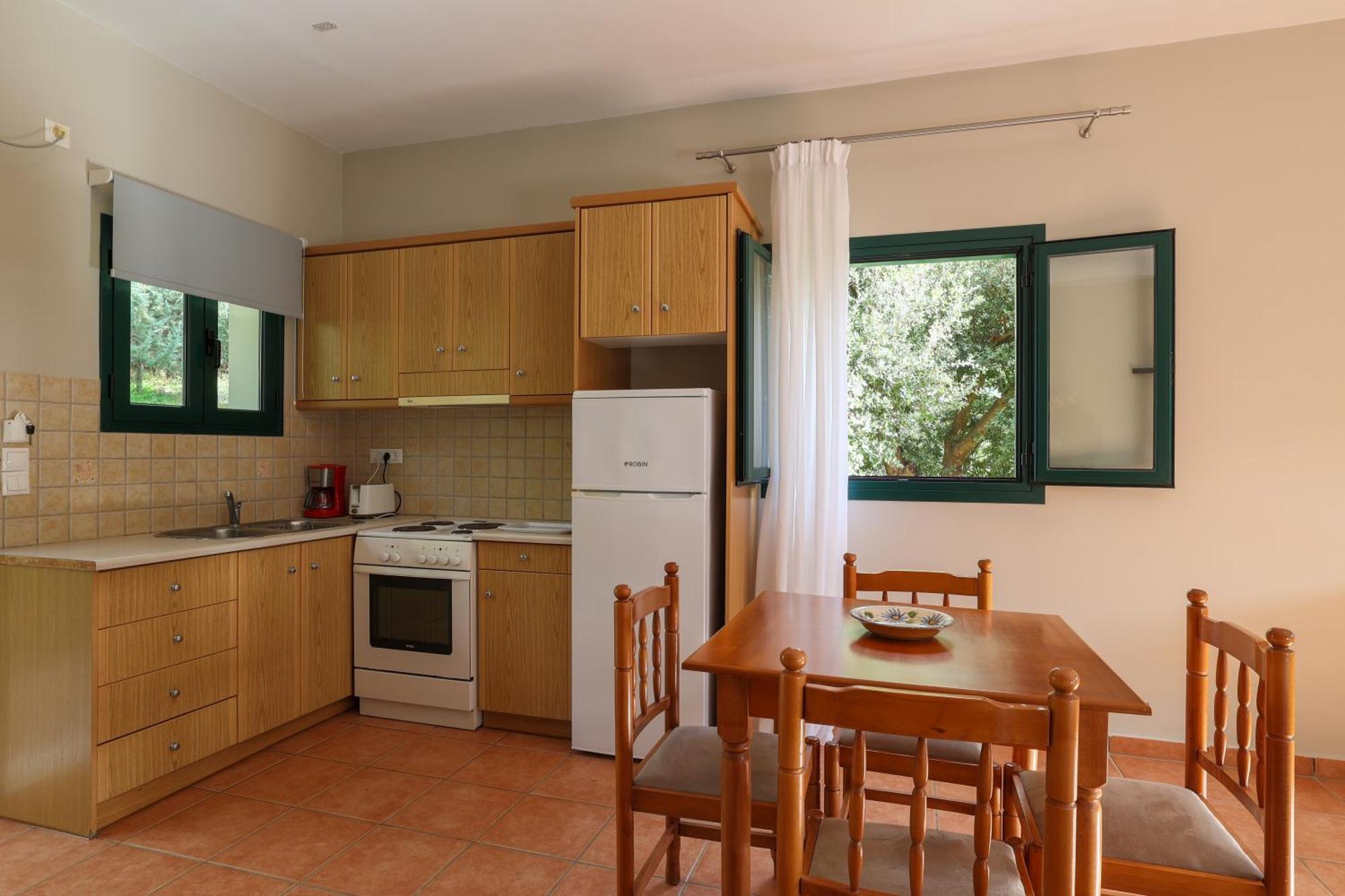 Vivi'S Apartments Agia Efimia Exterior photo