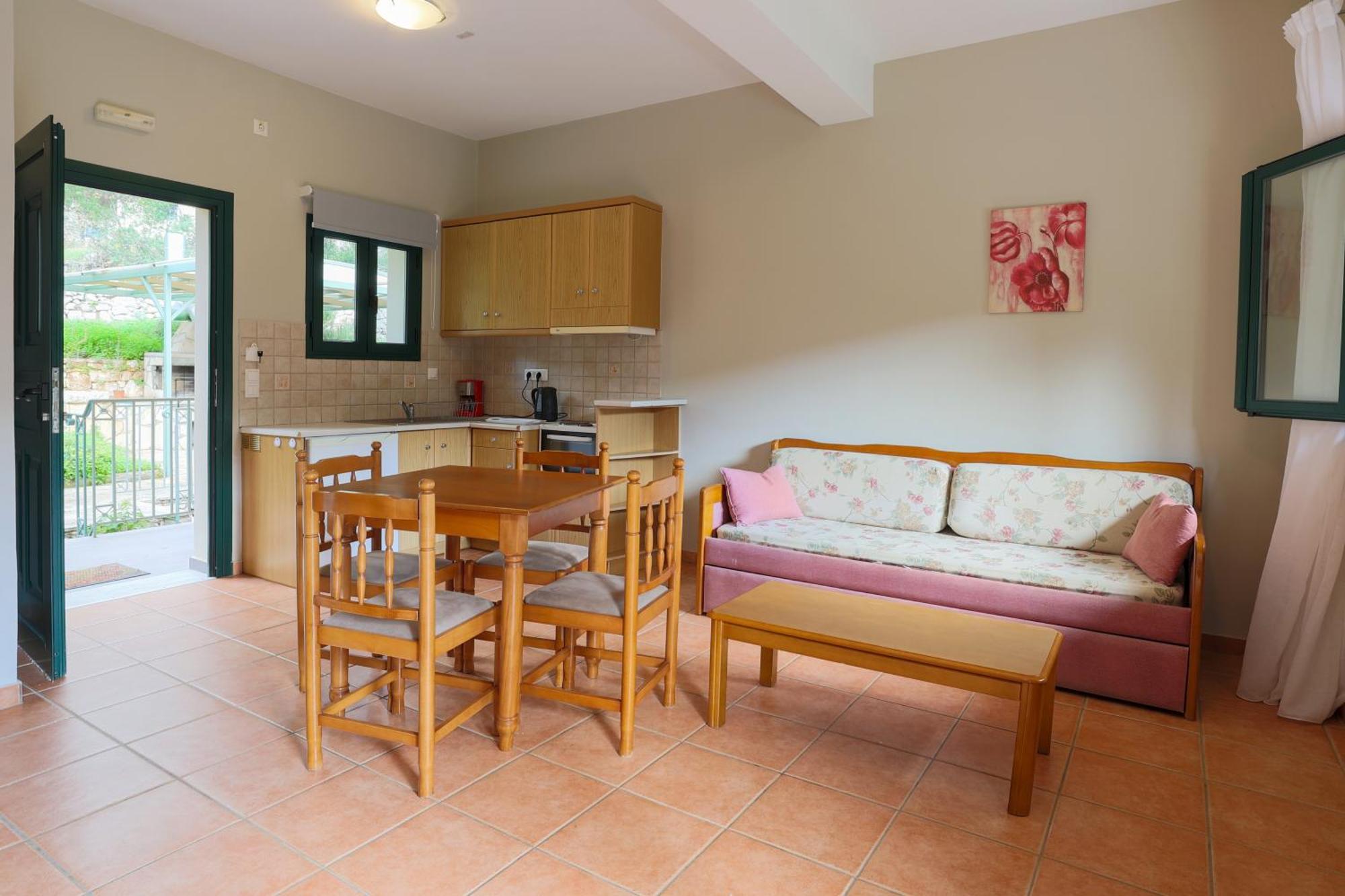 Vivi'S Apartments Agia Efimia Exterior photo